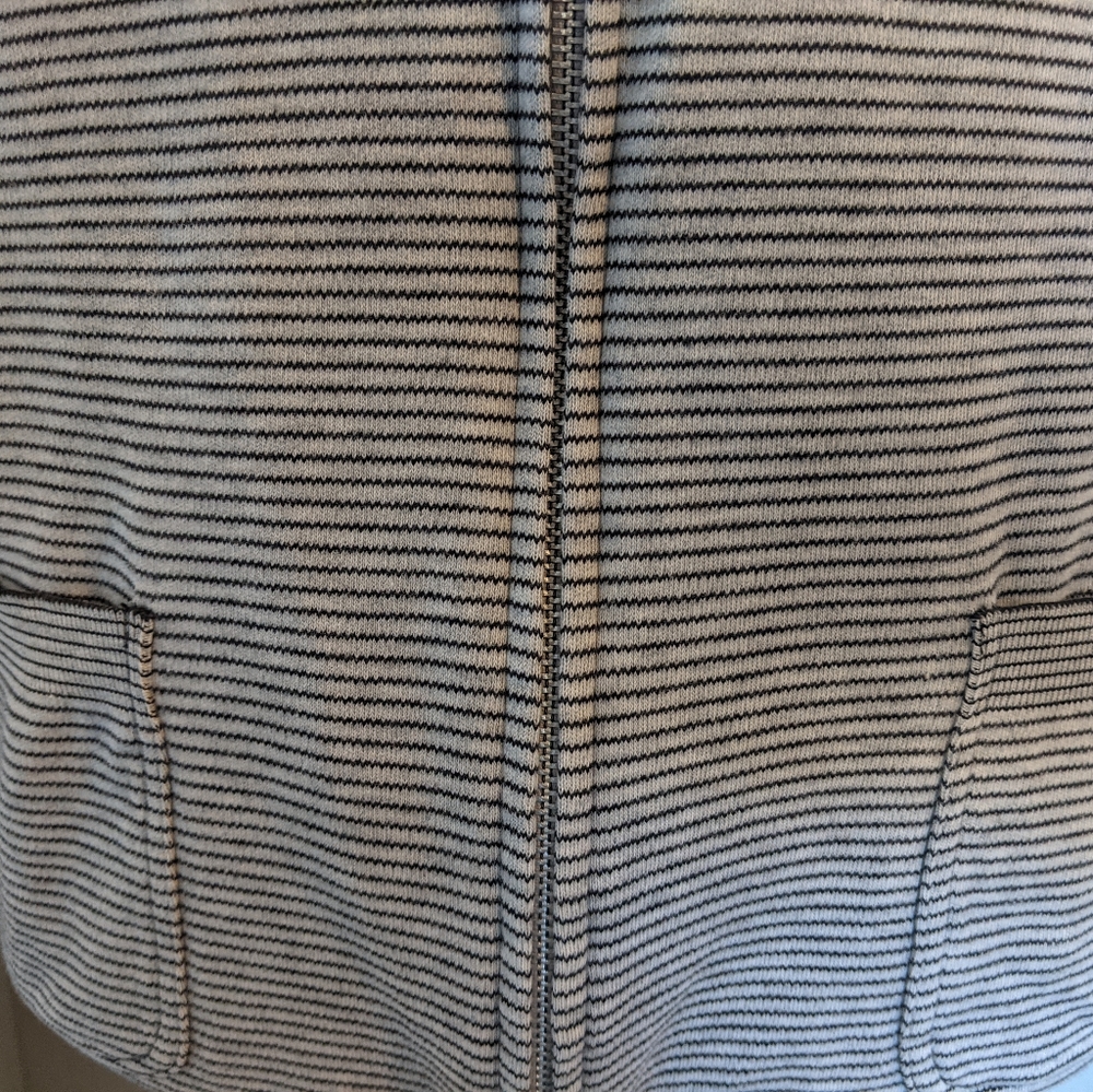 Jones New York 2 PC Cardigan and Shirt - Picture 3 of 4